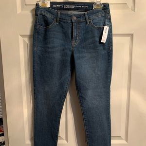 NWT Old Navy Super skinny jeans